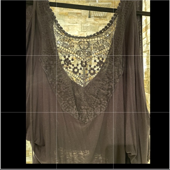 Open shoulder and open back top size S - Picture 15 of 16